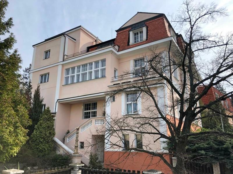 Rooms In Prague-Big+Comfy Exterior photo