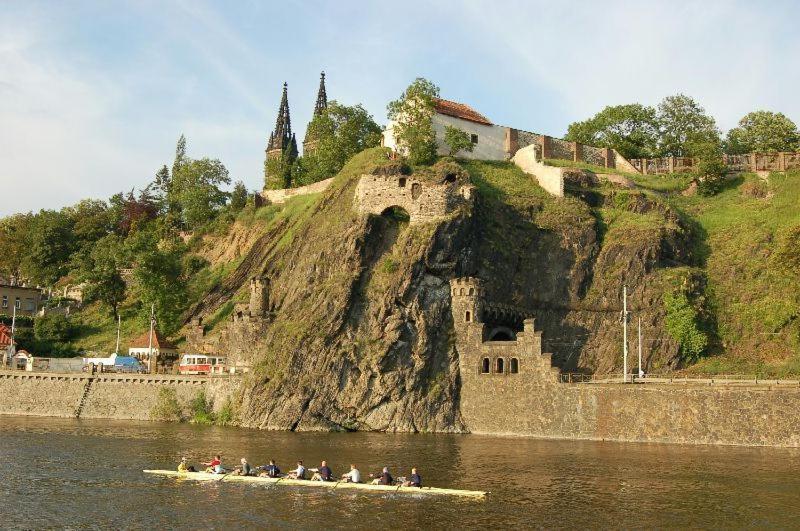 Rooms In Prague-Big+Comfy Exterior photo